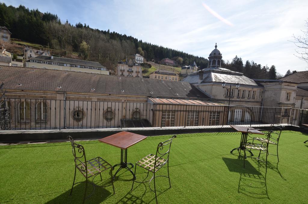 L'Empereur, Sa Femme Et Le Petit Prince Plombières-les-Bains Esterno foto