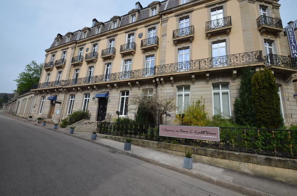 L'Empereur, Sa Femme Et Le Petit Prince Plombières-les-Bains Esterno foto