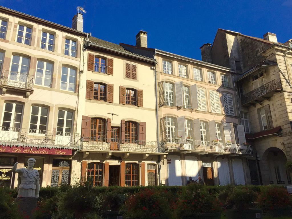 L'Empereur, Sa Femme Et Le Petit Prince Plombières-les-Bains Esterno foto